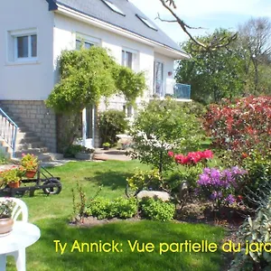 Ty Annick Alloggio in famiglia Névez